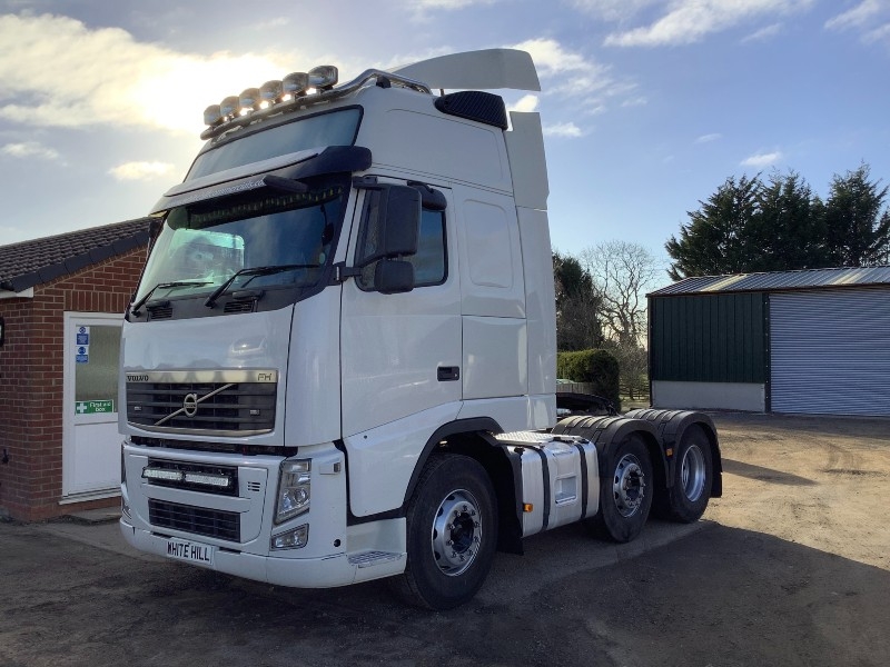 VOLVO FH500 6X2 TRACTOR UNIT 2013