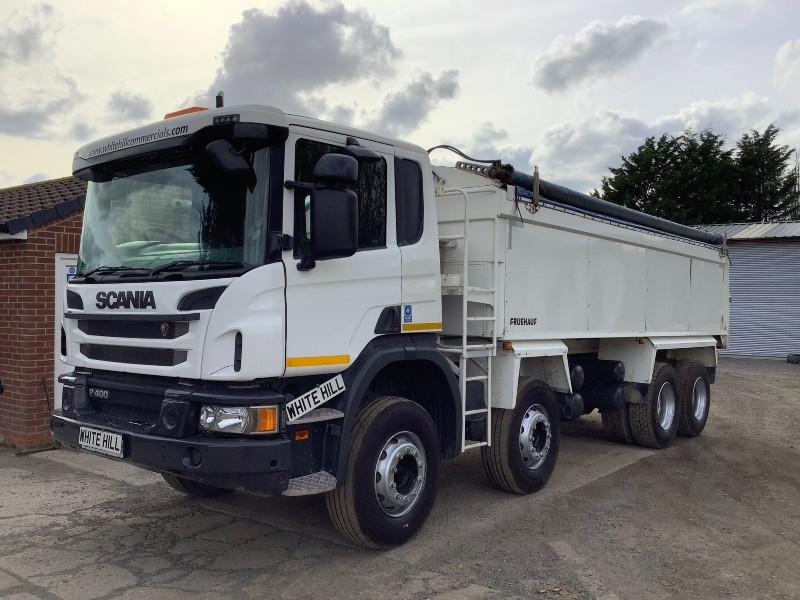 SCANIA P400 8X4 TIPPER 2013